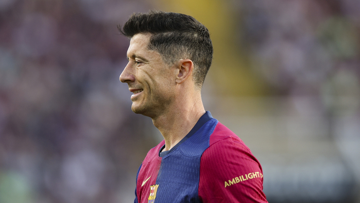 Роберт Левандовский — нападающий «Барселоны»