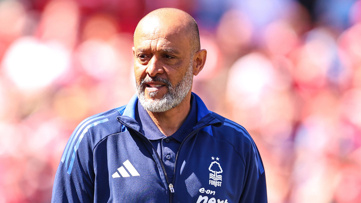 Нуну Эшпириту Санту — главный тренер «Ноттингем Форест»