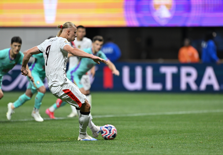 Пенальти Холанна