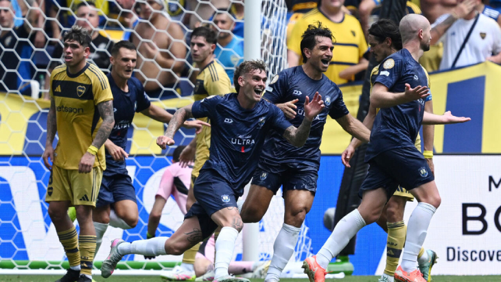 Окленд Сити — Бока Хуниорс