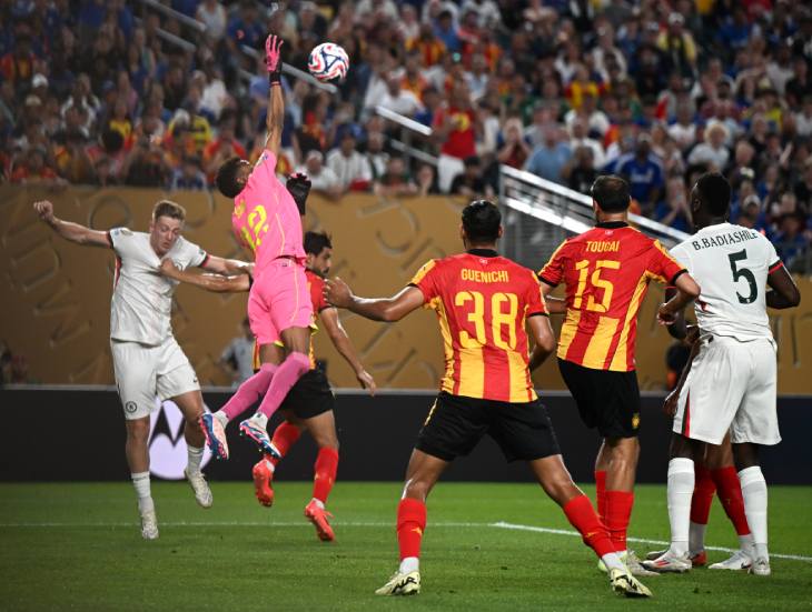 Эсперанс — Челси