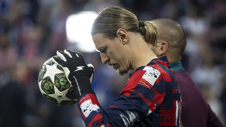 Матвей Сафонов — голкипер ПСЖ