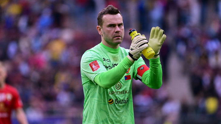 Игорь Акинфеев