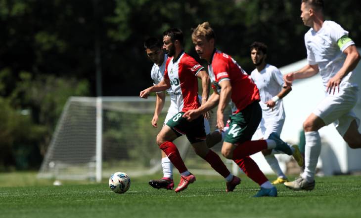 «Локомотив» — «Родина-2»