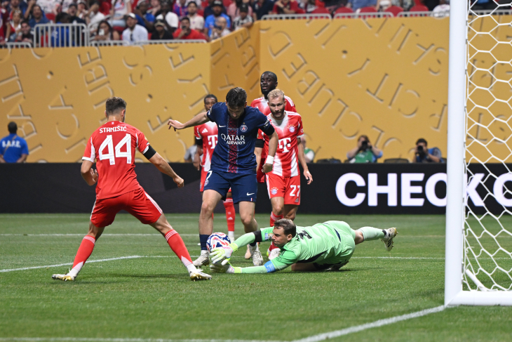 ПСЖ — Бавария