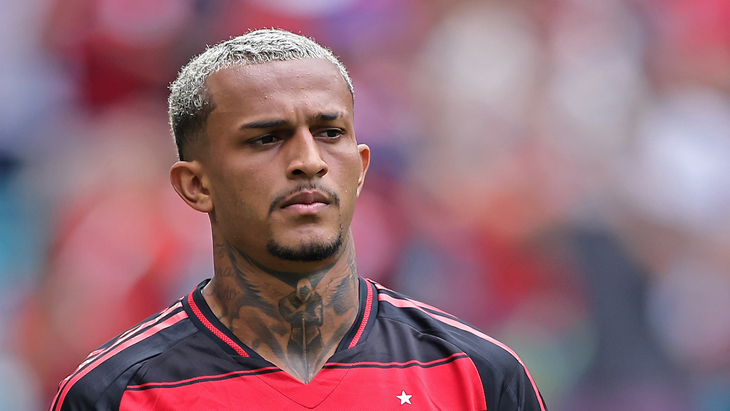 Уэсли Франка — защитник «Фламенго»