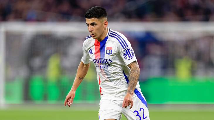 Тьяго Альмада перешел в «Атлетико»