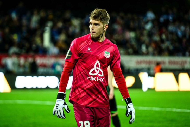 Янович в «Нефтехимике»