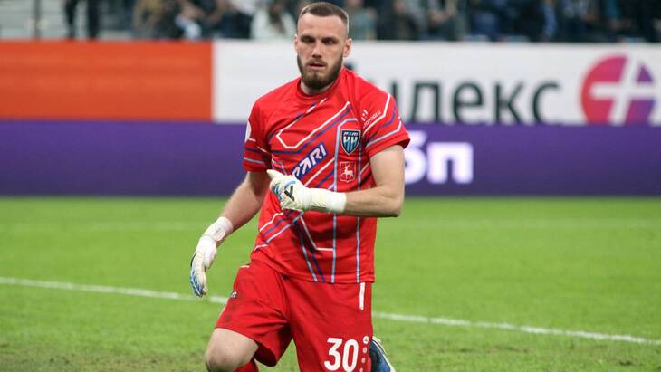 Никита Медведев — вратарь «Пари НН»