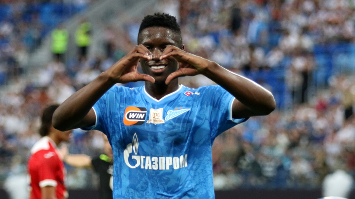 Луис Энрике — нападающий «Зенита»