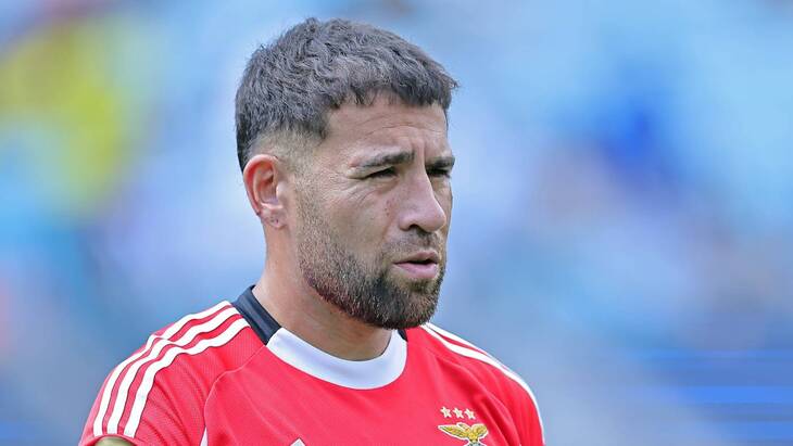 Николас Отаменди