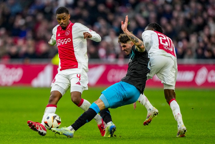 Фрагмент матча «Аякс» — «Хераклес»