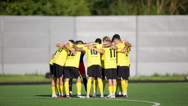 Футбольный клуб «БроукБойз»