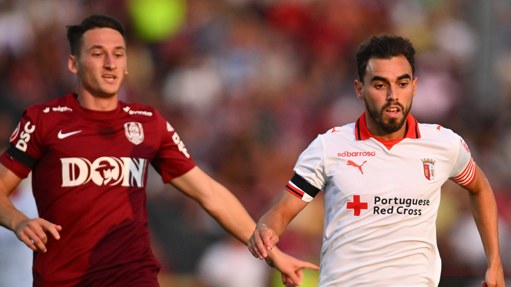 Фрагмент матча «ЧФР Клуж» — «Брага»