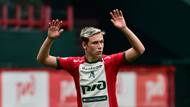 Алексей Батраков — полузащитник «Локомотива»