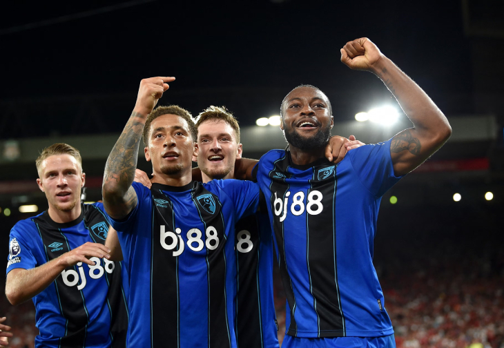 Антуан Семеньо празднует второй гол