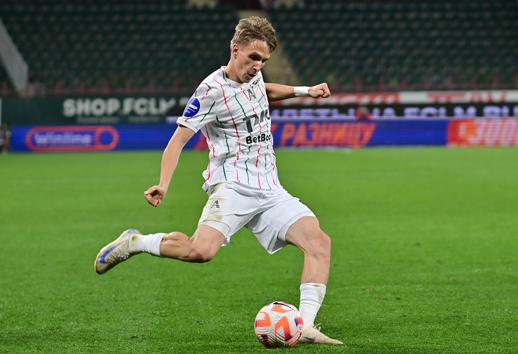 Илья Самошников