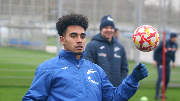 Ду Кейрос стал последним новичком «Оренбурга»