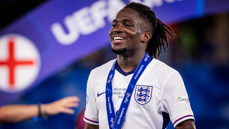 Джонатан Роу