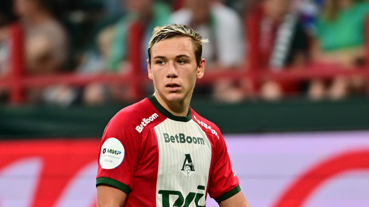 Алексей Батраков — полузащитник «Локомотива»