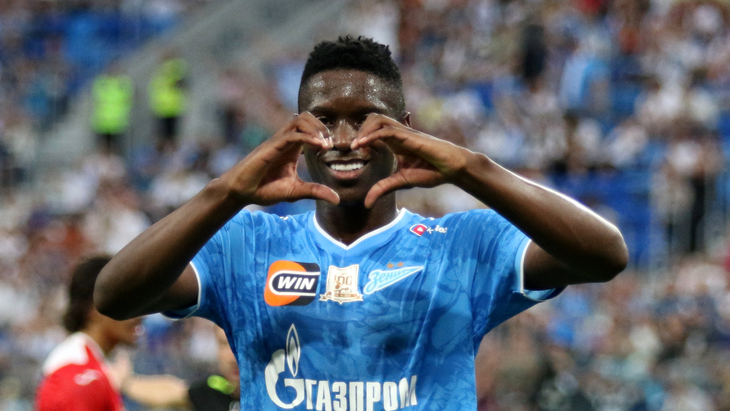 Луис Энрике — нападающий «Зенита» и сборной Бразилии