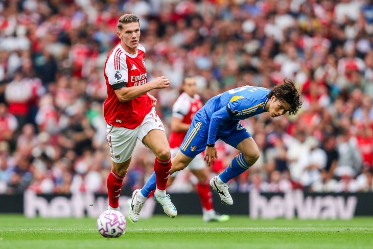 Фрагмент матча «Арсенал» — «Лидс»