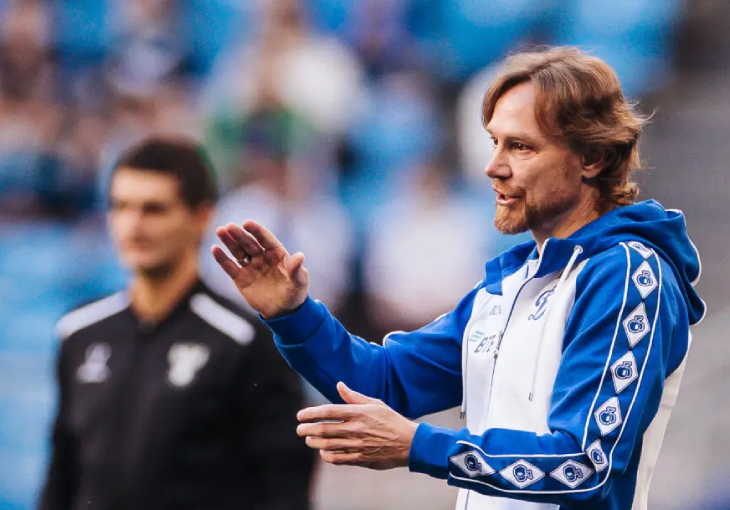 Валерий Карпин