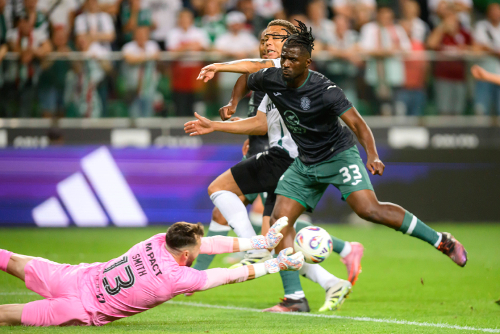 Роки Бушири