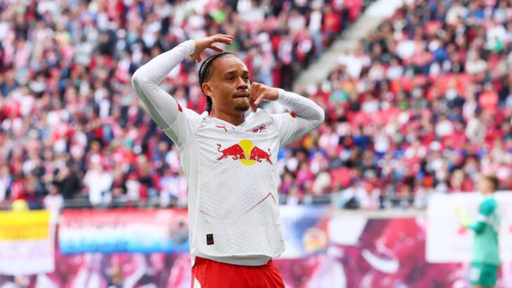 Хави Симонс