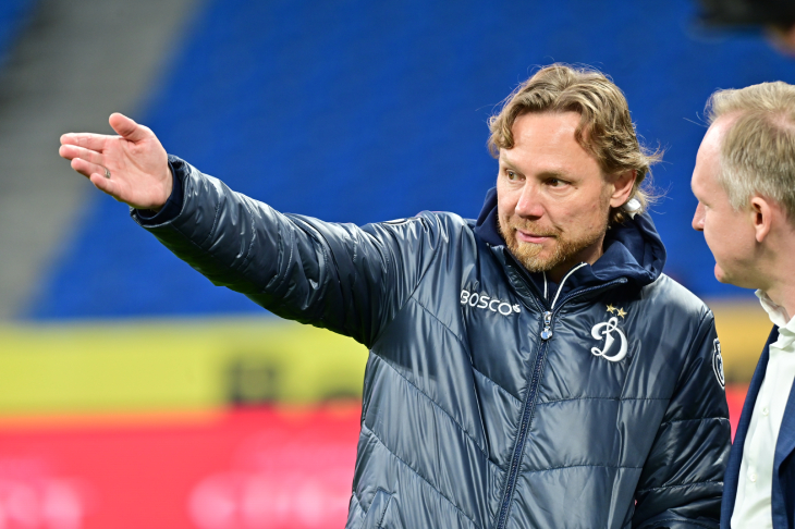 Валерий Карпин