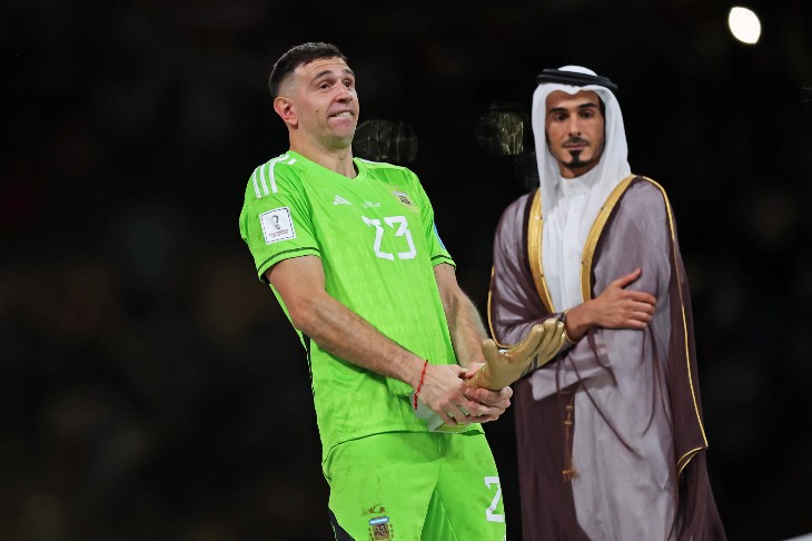 Эмилиано Мартинес