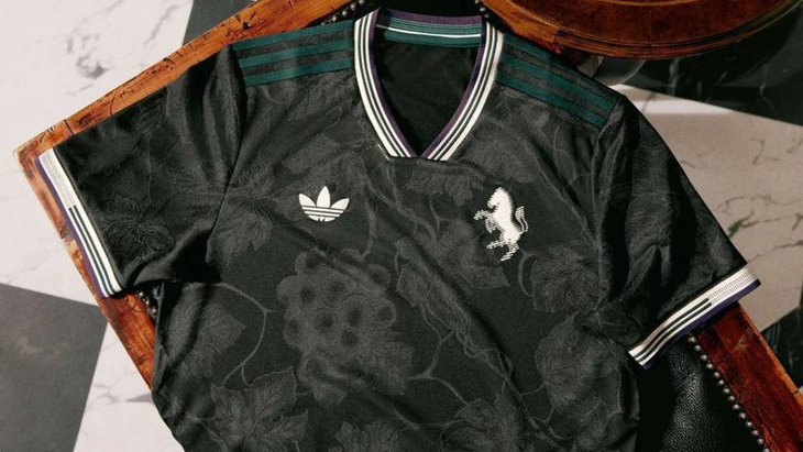 Третья форма «Ювентуса»