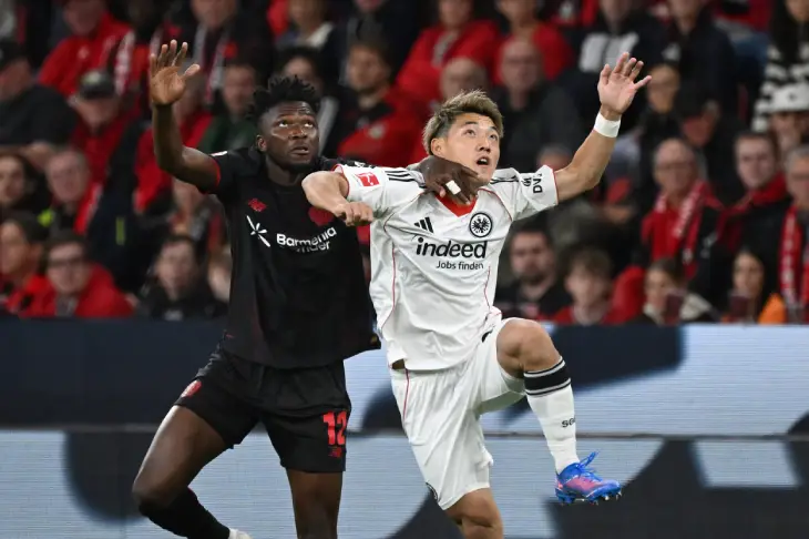 «Байер» — «Айнтрахт» 