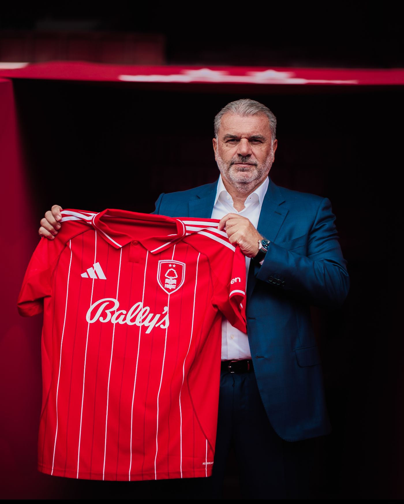 Эндж Постекоглу