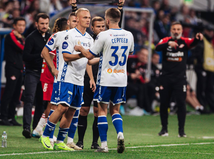 Константин Тюкавин выходит на замену