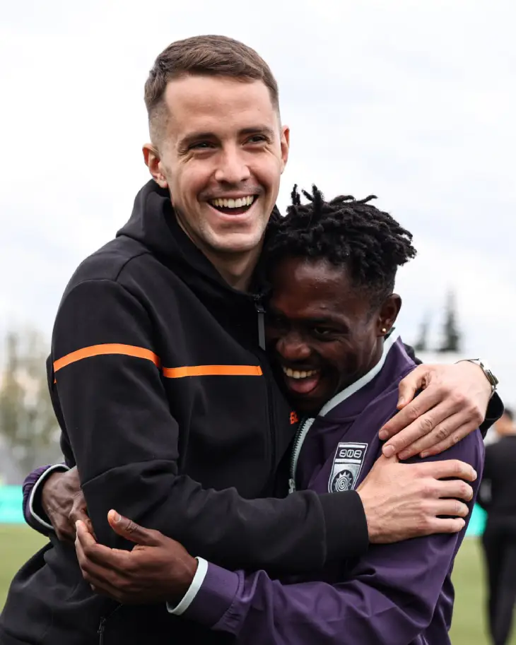 Игроки перед матчем