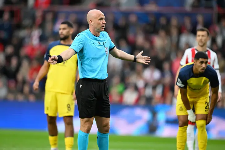 Энтони Тейлор 