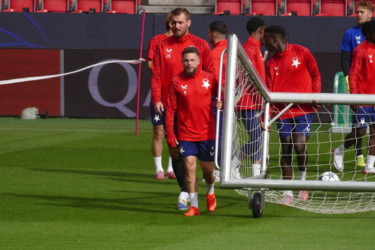 Разминка Славии перед матчем