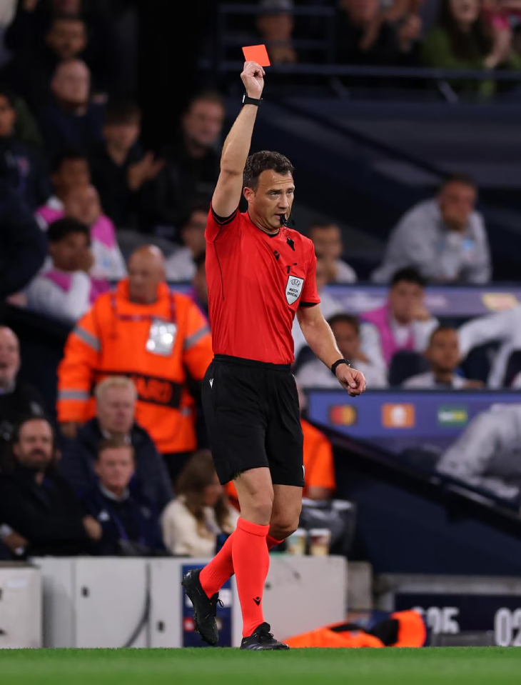 Красная карточка Ди Лоренцо