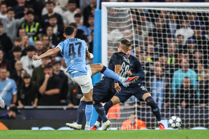 Удар Фила Фодена