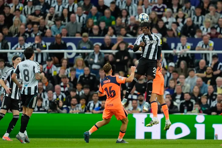 «Ньюкасл» — «Барселона»