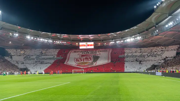 Перфоманс фанатов «Штутгарта»