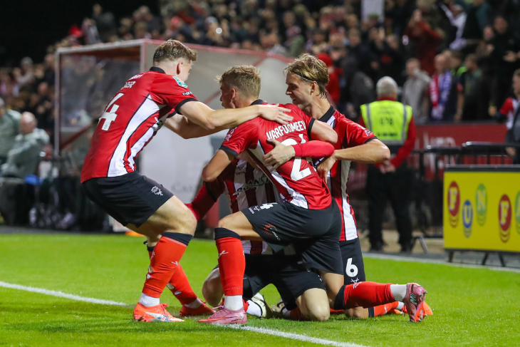 Эмоции игроков «Линкольна» после гола