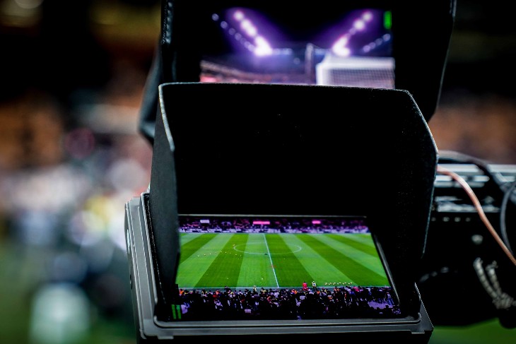 Телевизионная камера