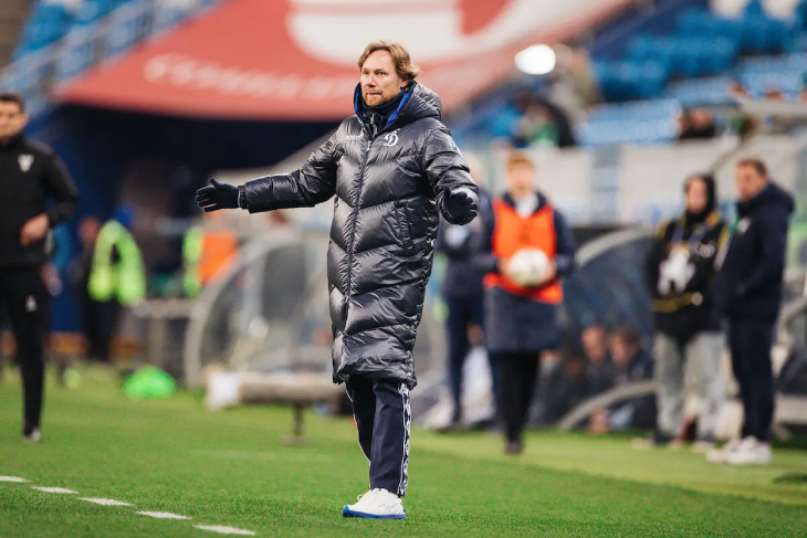 Валерий Карпин