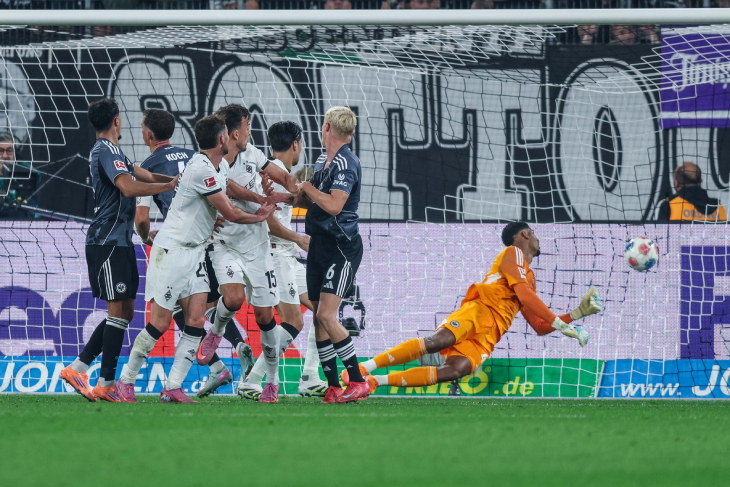 Гол в ворота «Айнтрахта»