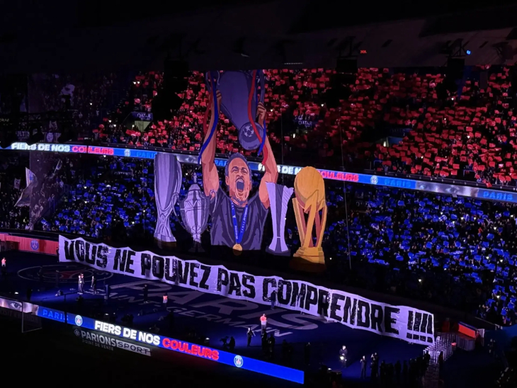 Перфоманс в честь Луиса Энрике