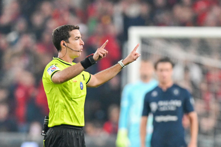 Арбитр матча «Дженоа» — «Лацио»