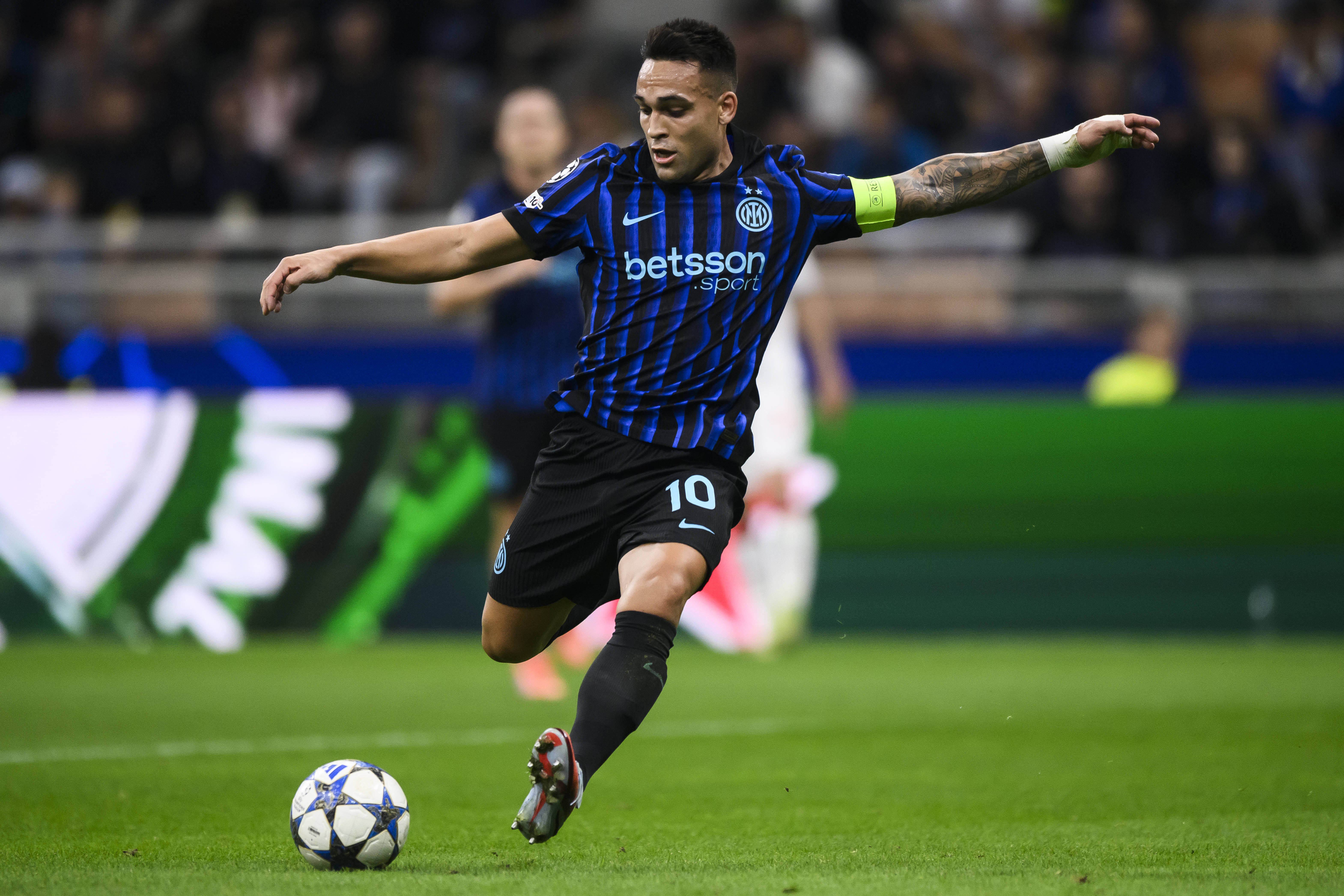 Лаутаро Мартинес