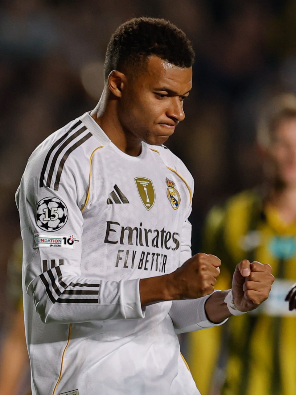 Мбаппе празднует забитый гол